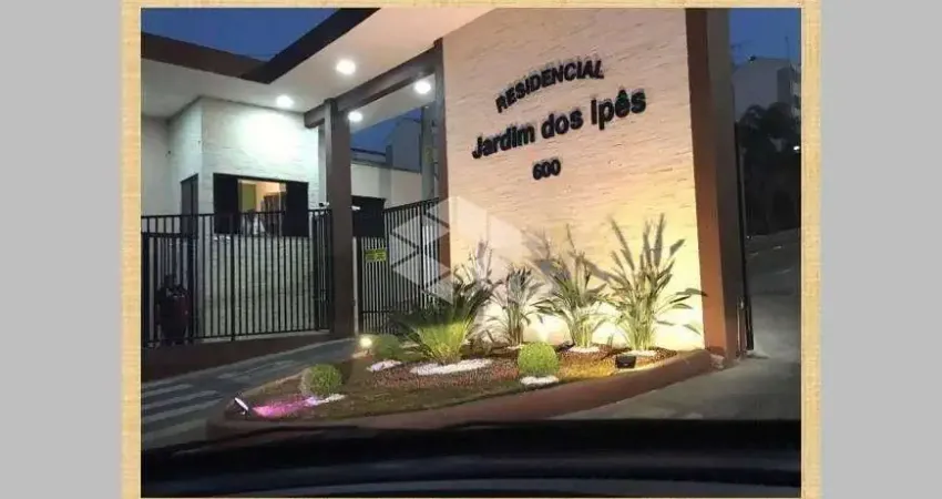apartamento  47m² 2dormitóros, 1 vaga de garagem RESIDENCIAL  JD. DOS YPÊS