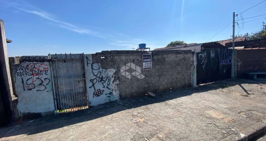 Terreno à venda em frente a Praça Jandaíra Área total: 10x44=440m².