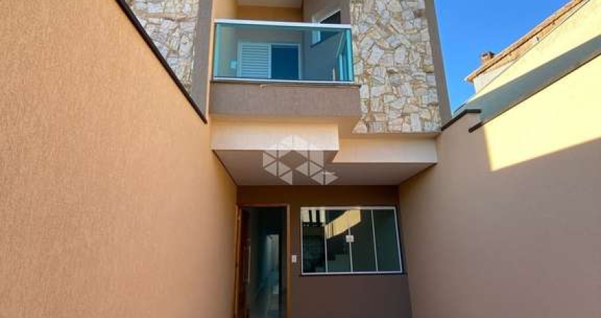 Sobrado com 2 Quartos e 3 banheiros à Venda, 98 m² na Cidade Patriarca