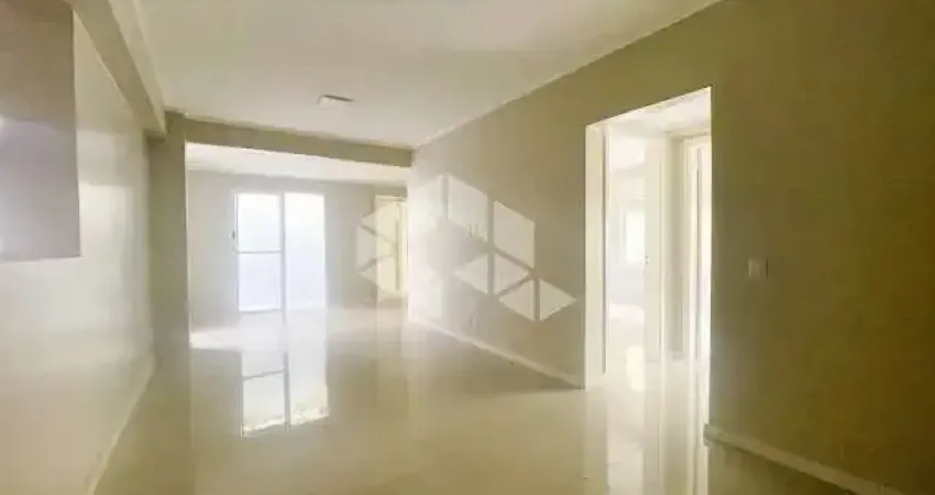 Apartamento térreo, 3 quartos sendo 1 suíte, bairro JD. Salso em Porto Alegre.