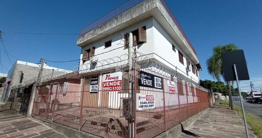 Casa com 4 quartos à venda na Travessa Tibagi, 5, São Sebastião, Porto Alegre