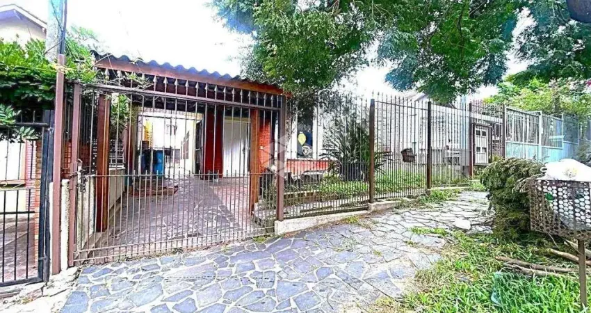 Casa com 7 quartos à venda na Rua Padre Alois Kades , Jardim Europa, Porto  alegre