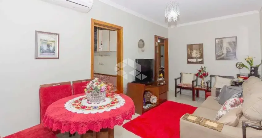Apartamento à venda com 60m², 2 quartos e sem vaga no bairro Floresta