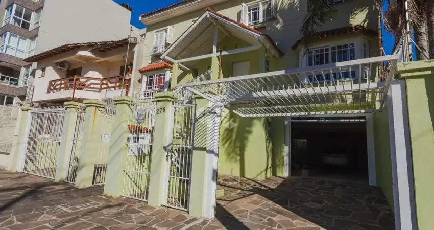 Excelente casa com 3 Quartos e 3 banheiros à Venda, 252 m² por R$ 900.000,00, no bairro Jardim Itu em Porto Alegre.