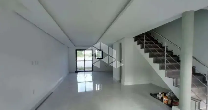 Casa de condomínio, 3 dormitorios, 3 banheiros, suite, 2 vagas na av. Protásio Alves, em Porto Alegre RS