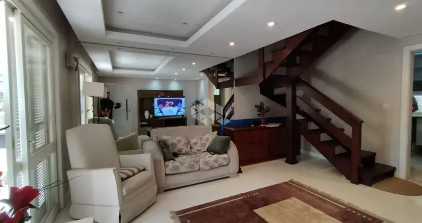 CASA 3 DORMITÓRIOS COM 2 VAGAS NO JARDIM PLANALTO em Porto Alegre
