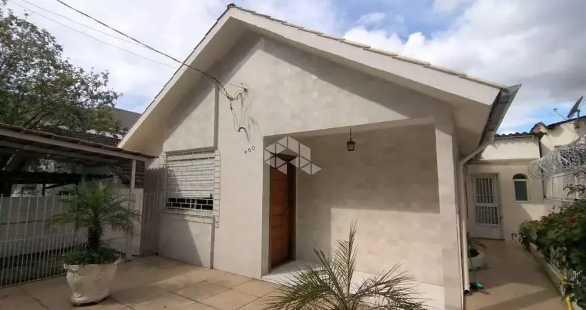 Casa reformada, 94,00m2,  3 quartos, 2 Vagas,  no Jardim Itu.