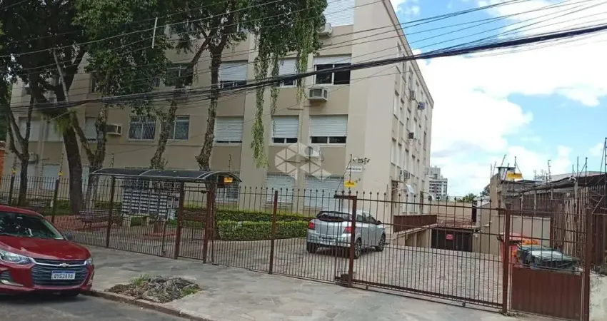 Apartamento térreo de 2 dormitórios no Bairro Cristo Redentor.