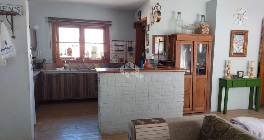 Casa com 5 quartos à venda na Avenida Vicente Monteggia, 2231, Cavalhada, Porto Alegre