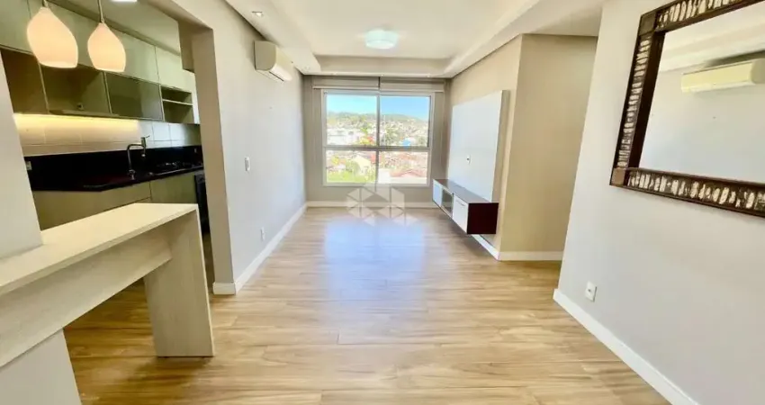 Apartamento semi-mobiliado  3 dormitórios, suíte, duas vagas, bairro Tristeza