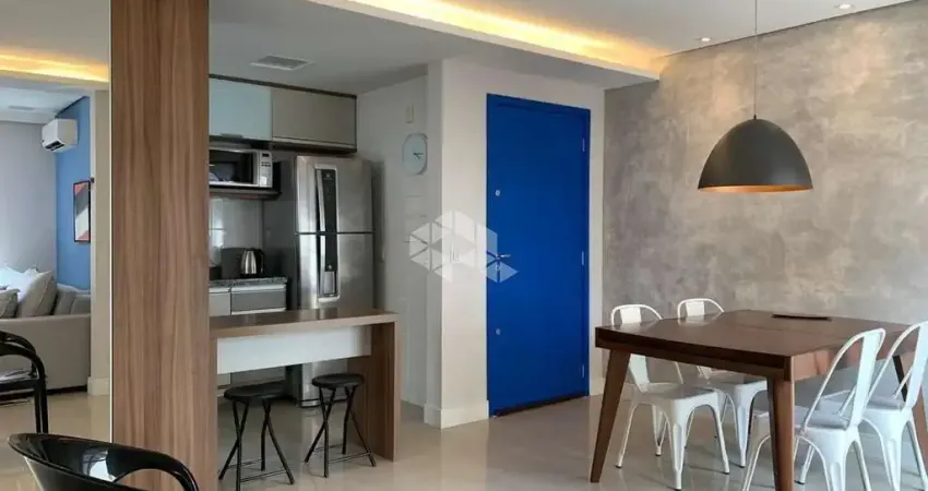 Apartamento a venda de 3 dormitórios, transformado em 2 , vaga de garagem e infra na zona sul.