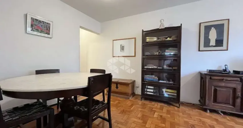 Apartamento com 3 Quartos e 2 banheiros à Venda, 115 m² por R$710.000,00