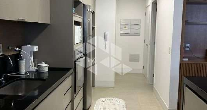 Apartamento à Venda com 3 Quartos, sendo 3 Suítes, 2 Vagas de Garagem, com 131m²