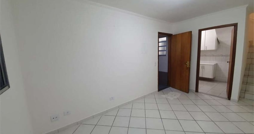 Sobrado 2 quartos e uma Vaga - venda - Condomínio Res. VILA INGLESA II Cupecê