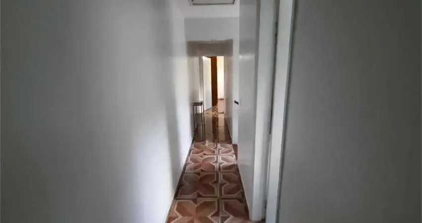 Casa com 3 quartos à venda na Rua Ataliba Reis, 76, Socorro, São Paulo