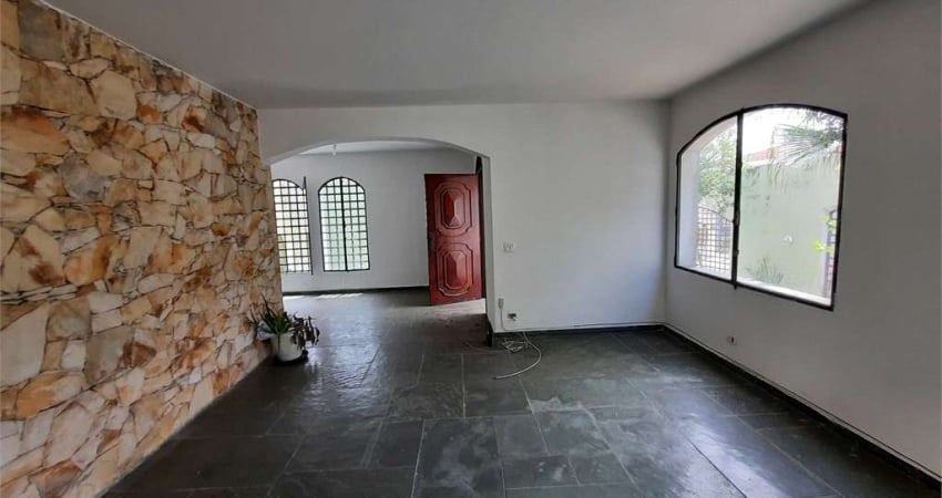 Casa com 3 quartos à venda na Rua Ângelo Santi, 530, Socorro, São Paulo