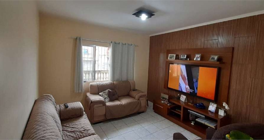 Casa com 3 quartos à venda na Rua Antônio Tirabassi, 42, Grajaú, São Paulo
