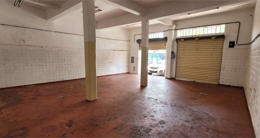 Casa comercial para alugar na Rua Edson Regis, 55, Socorro, São Paulo