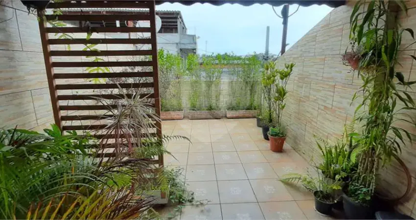 Sobrado com 2 quartos à venda em Jardim Reimberg - SP