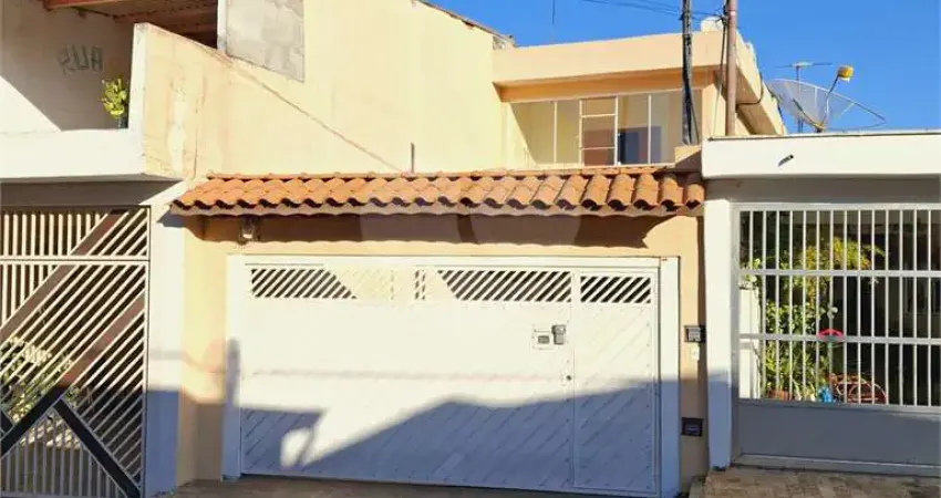 Sobrado com 3 quartos à venda em Jardim Guanhembu - SP