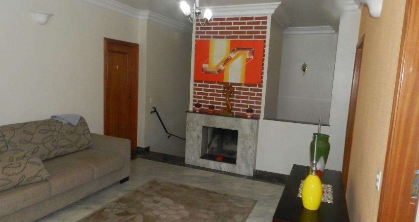 Sobrado com 04 quartos á venda - Bairro Cidade Dutra- Interlagos !