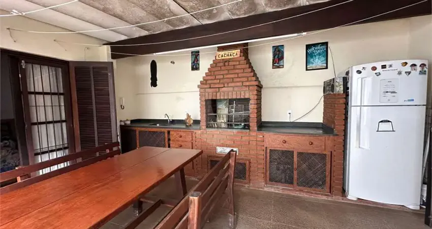 Casa com 3 quartos à venda na Juan Esper, 292, Interlagos, São Paulo
