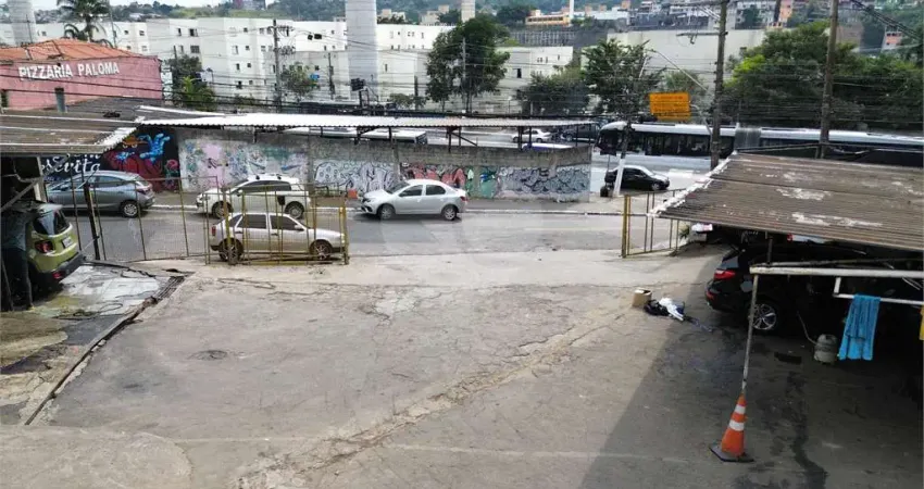 Terreno comercial à venda na Avenida Guarapiranga, 23, Guarapiranga, São Paulo