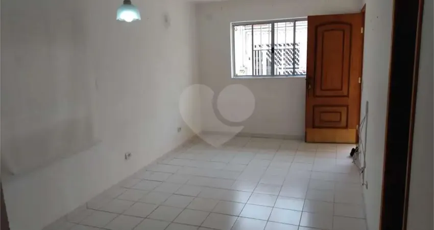 Casa com 3 quartos à venda na Rua Ermelinda Meletti Teldeschi, 55, Socorro, São Paulo