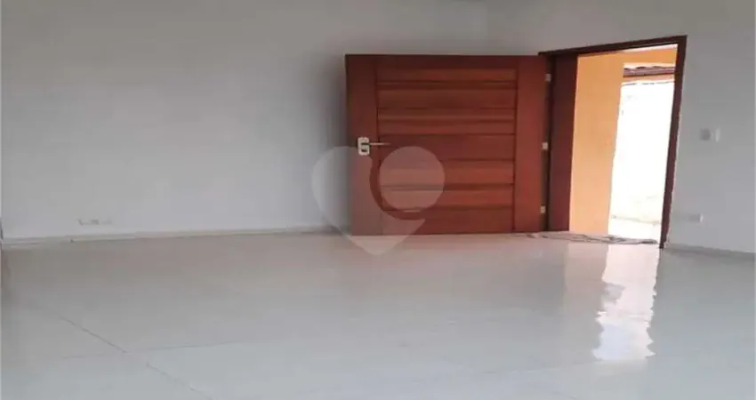 Casa com 2 quartos à venda na Rua José Benedito Rocha, 121, Cidade Dutra, São Paulo