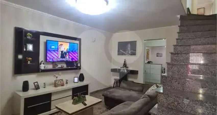 Sobrado com 3 quartos à venda em Conjunto Residencial Ingai - SP