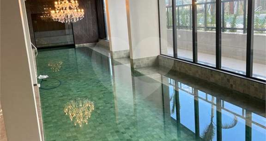 Apartamento Duplex a venda em Alphaville
