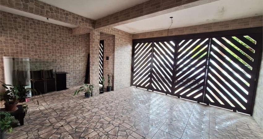 Casa com 3 quartos à venda na Rua Edson Evaristo Ferreira, 551, Interlagos, São Paulo