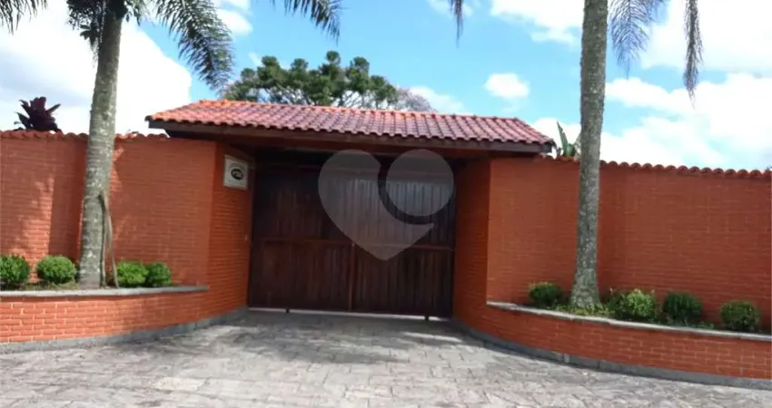 Casa térrea com 3 quartos à venda em Vila São José - SP