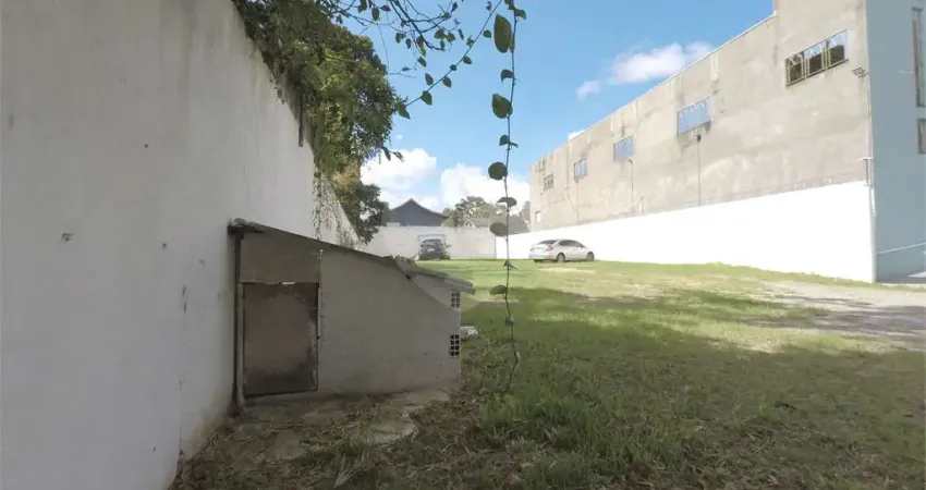 Terreno à venda na Avenida Atlântica, Interlagos, São Paulo