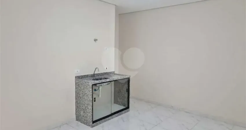 Condomínio com 2 quartos para locação em Jardim São Rafael - SP