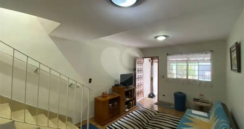 Casa com 2 quartos à venda na Rua Bento Rodrigues Bastos, 66, Socorro, São Paulo