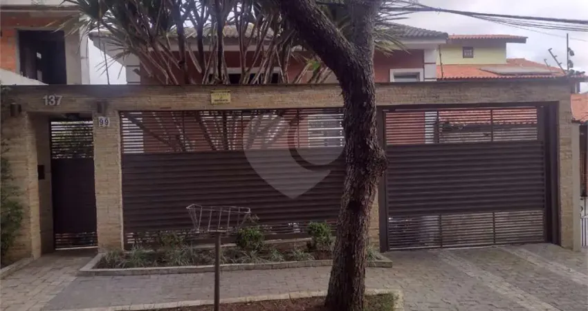 Casa com 4 quartos à venda na Rua Varsóvia, 137, Cidade Dutra, São Paulo