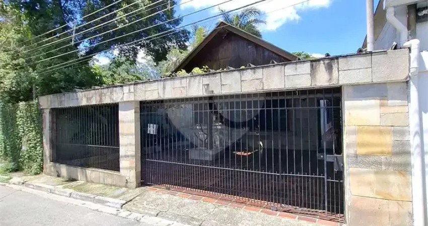 Casa com 3 quartos à venda na Rua Menino Jesus de Praga, 45, Interlagos, São Paulo