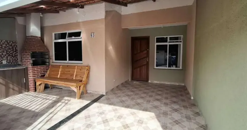Excelente residência em condomínio fechado na Fazenda Rio Grande