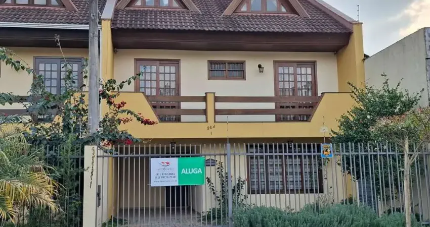 Excelente triplex para locação no bairro Vila Izabel