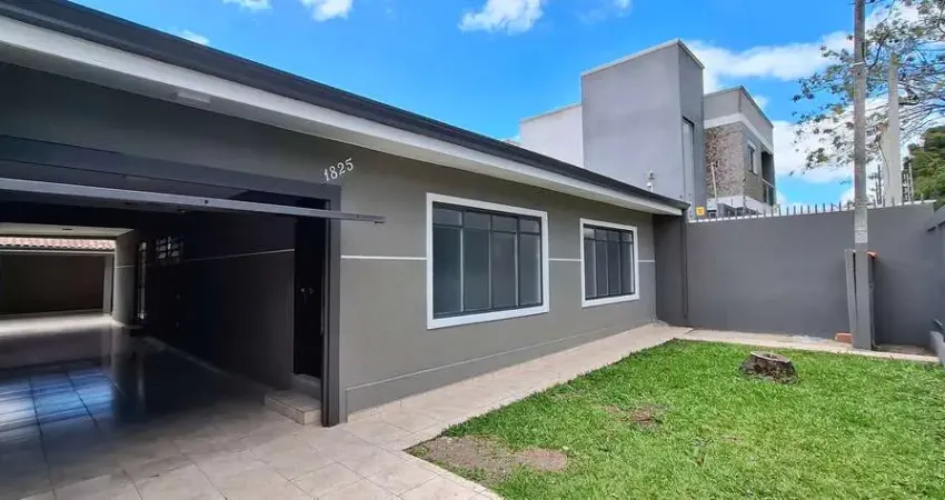 Casa com 3 quartos para alugar na Rua Cascavel, 1825, Alto Boqueirão, Curitiba