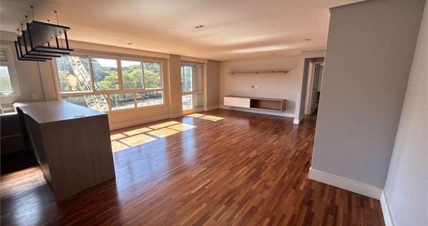 Excelente apartamento no Itaim