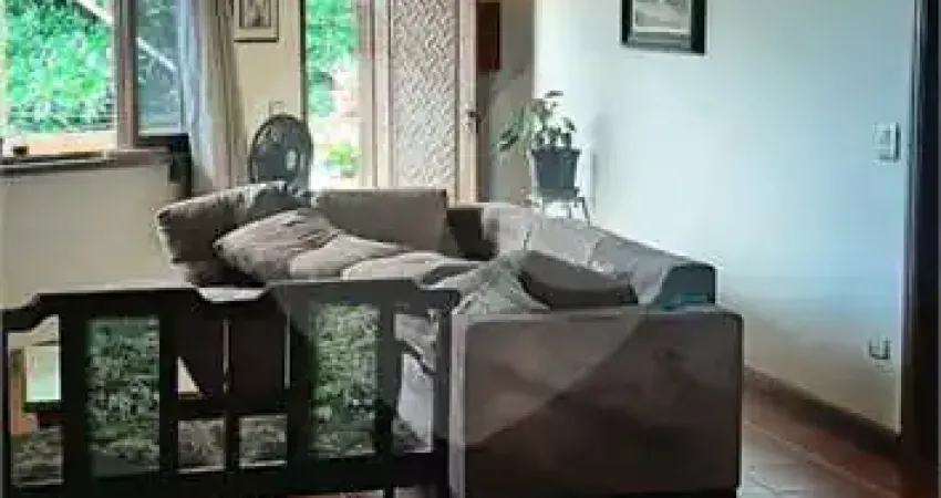 Casa com 8 quartos à venda na Rua Maria José de Carvalho, 317, Campo Limpo, São Paulo