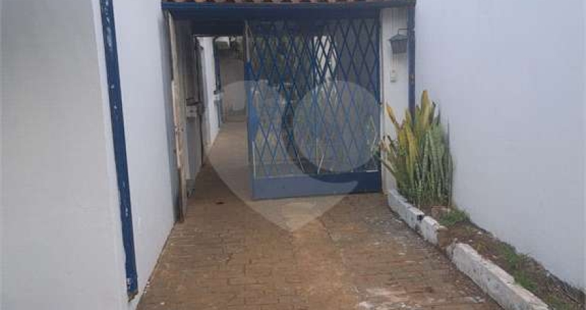 Casa á venda no Planalto Paulista com 100m² 2 dormitórios 1 suíte e 2 vagas