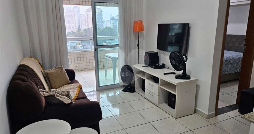 Apartamento com suíte na Praia Grande
