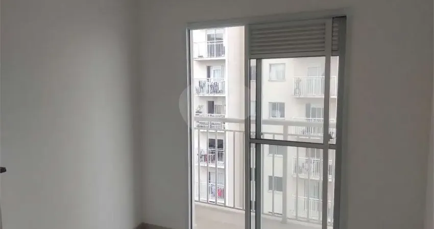 Apartamento á venda na Praça Alberto Lion!