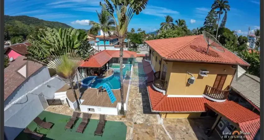 Casa com 8 quartos à venda na Rua Maria Marcolino, 84, Pereque-Mirim, Ubatuba