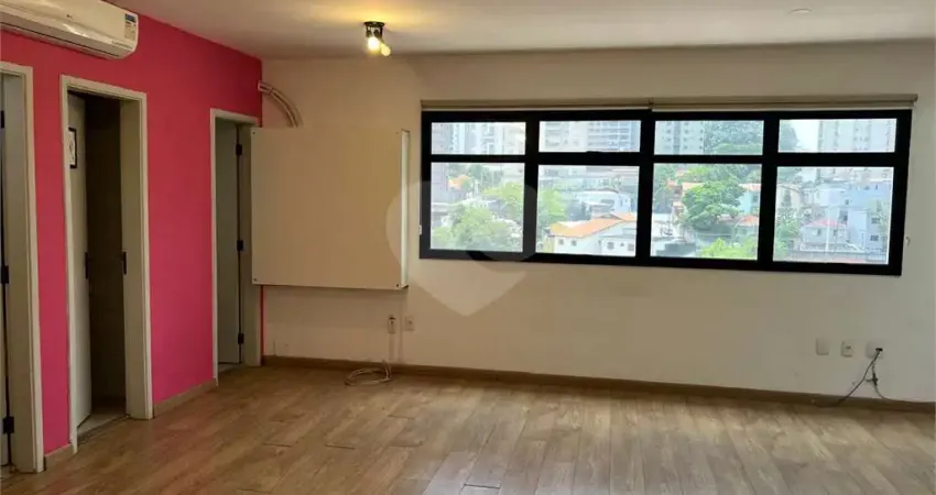 Sala comercial à venda na Rua Padre Machado, 455, Saúde, São Paulo