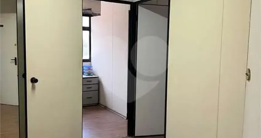 Sala comercial à venda na Rua Padre Machado, 455, Bosque da Saúde, São Paulo