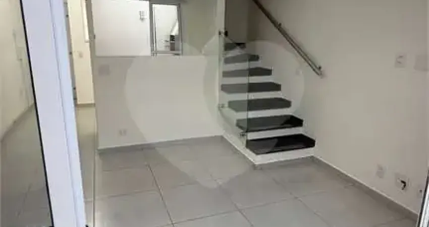 Casa em condomínio fechado com 2 quartos para alugar na Rua Porcelana, 297, Jabaquara, São Paulo